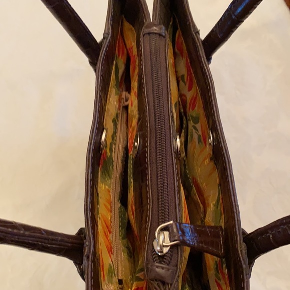 Osprey Brown Leather Handbag - Picture 5 of 8